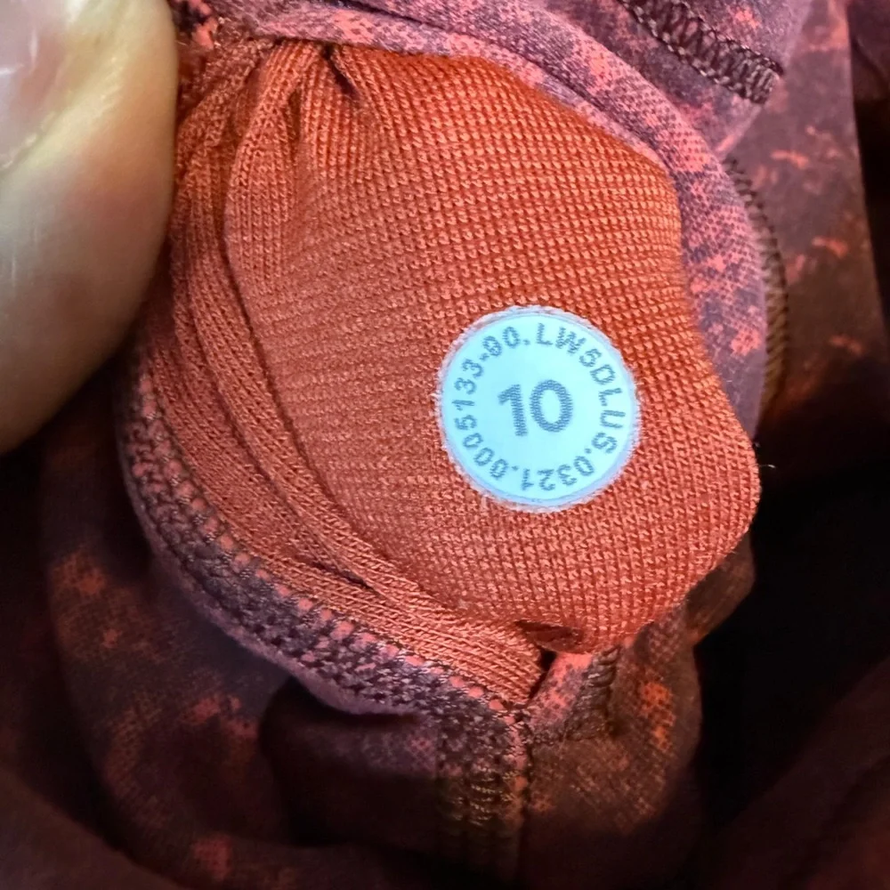 Lululemon Wunder Train High-Rise Tight 28" Size: 10 - Picture 8 of 8